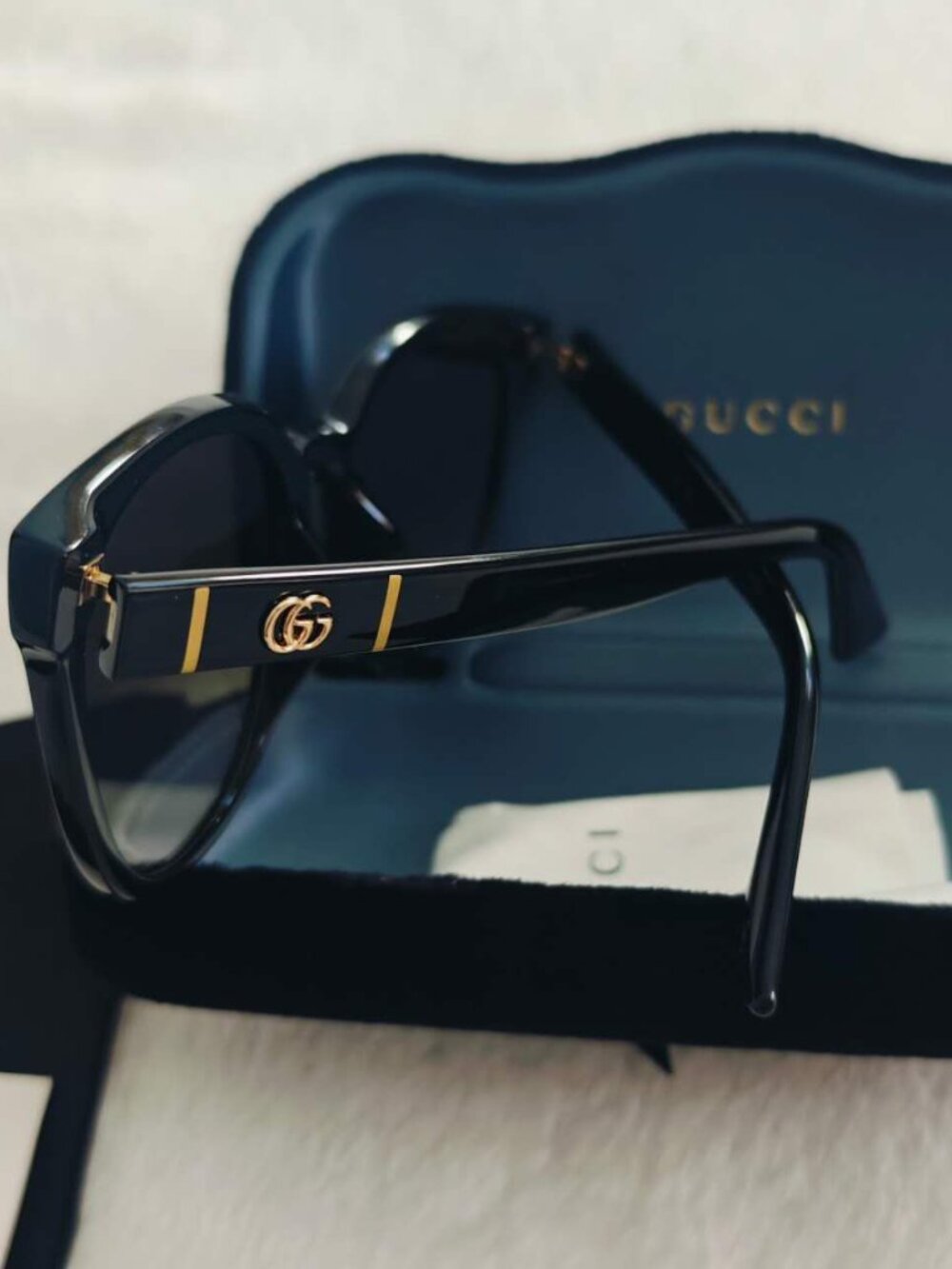 NIB Gucci Classic Black Sunglasses - Picture 11 of 11